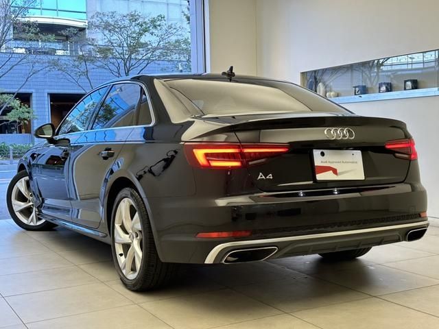 Audi A4 2019-05 23800-5