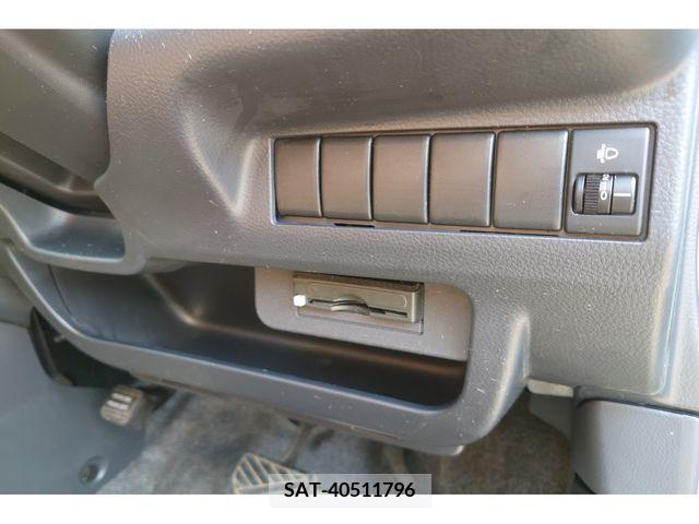 Nissan MOCO 2011-07 364082-9