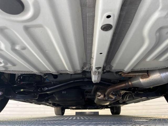 Toyota VOXY HYBRID 2023-03 195541-19