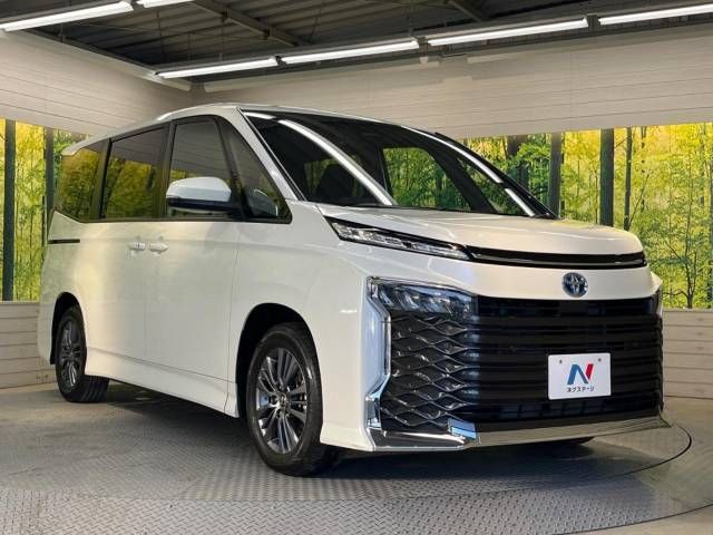 Toyota VOXY HYBRID 2023-03 195541-16