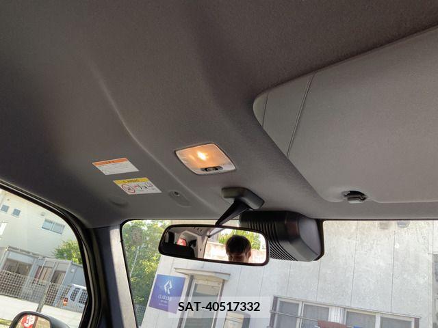 Honda N-VAN 2019-08 307952-11