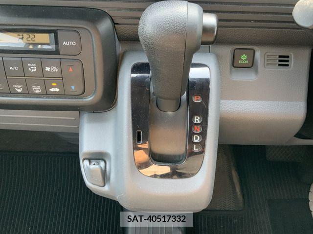 Honda N-VAN 2019-08 307952-9