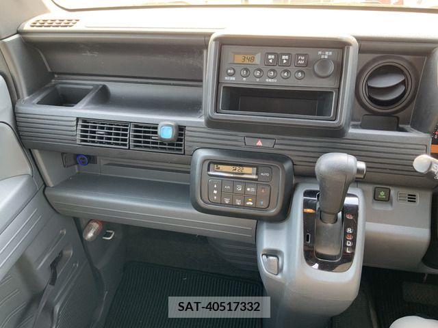 Honda N-VAN 2019-08 307952-6