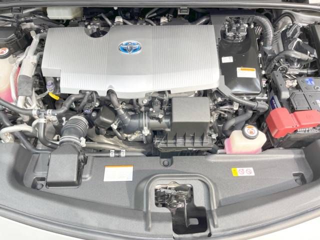 Toyota PRIUS PHV 2017-05 27331-18