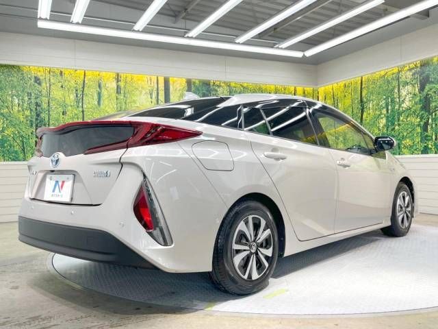 Toyota PRIUS PHV 2017-05 27331-17