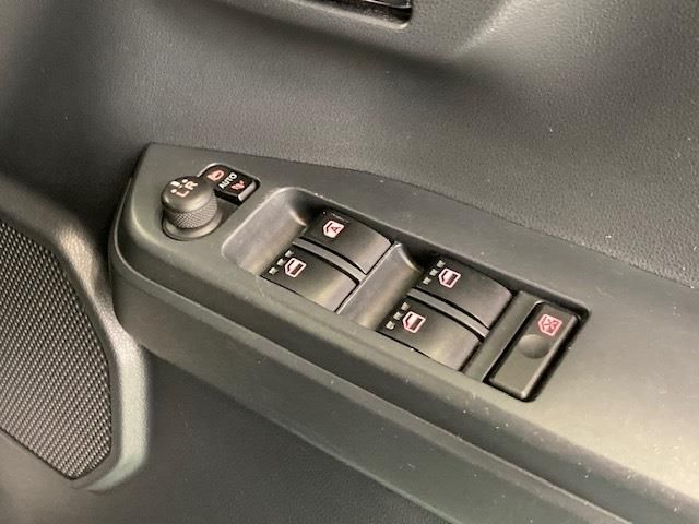 Daihatsu WAKE 2016-11 23559-21