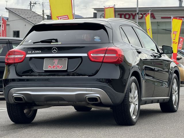 Mercedes Benz GLA-CLASS 2015-03 195844-5