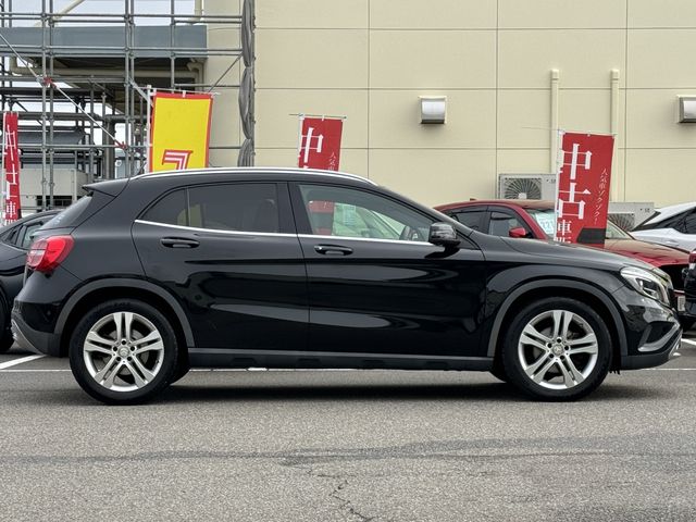 Mercedes Benz GLA-CLASS 2015-03 195844-4