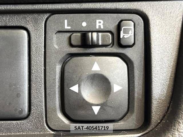 Mitsubishi EK CUSTOM 2013-09 296876-7