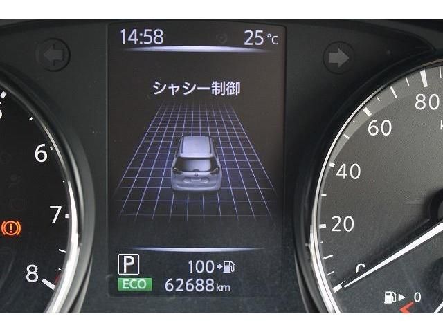 Nissan X-TRAIL 2017-11 10598-18