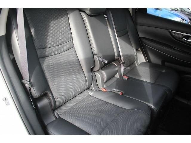 Nissan X-TRAIL 2017-11 10598-13