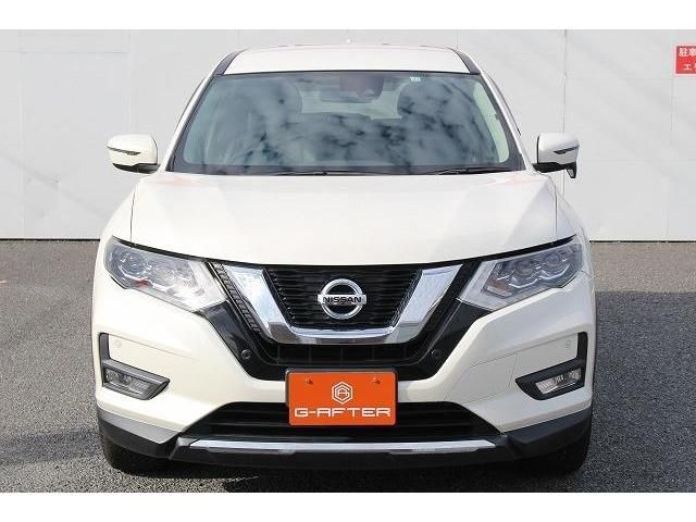 Nissan X-TRAIL 2017-11 10598-5