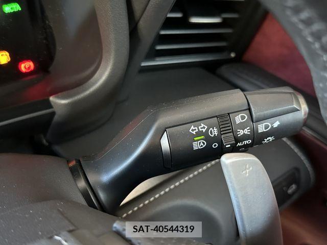 Lexus LC 2017-10 203486-11
