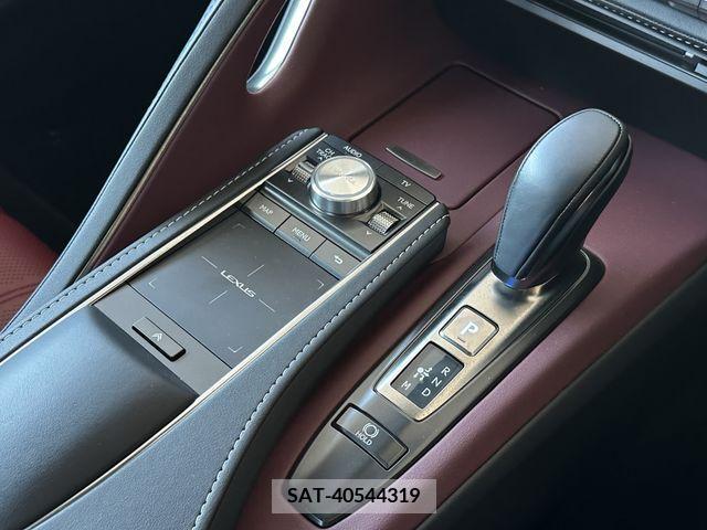 Lexus LC 2017-10 203486-12