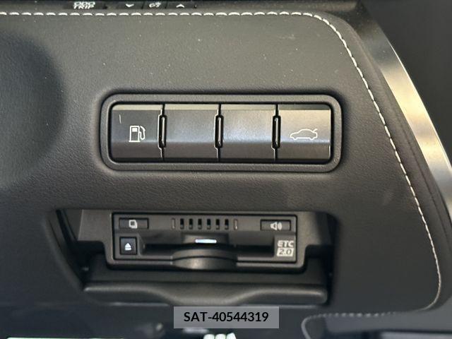 Lexus LC 2017-10 203486-14