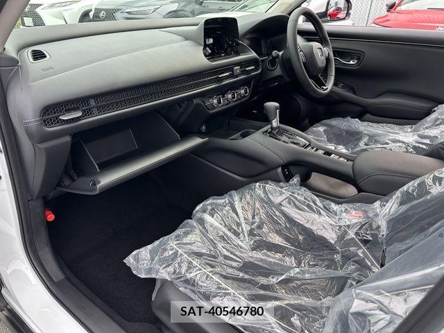 Honda ZR-V 2024-04 291651-16