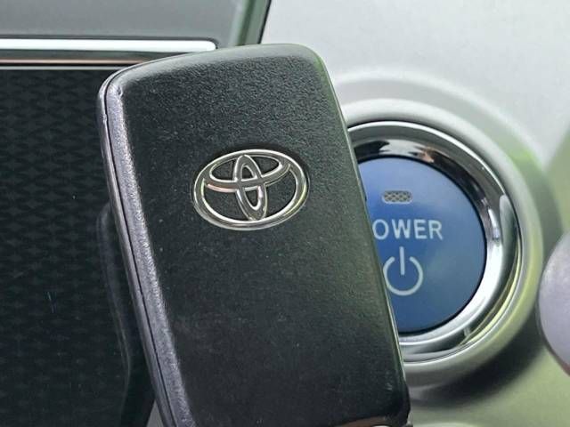 Toyota PRIUS ALPHA 2014-11 28374-6