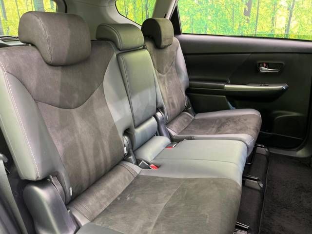 Toyota PRIUS ALPHA 2014-11 28374-9