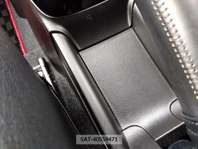 Suzuki SWIFT 2018-08 329627-12