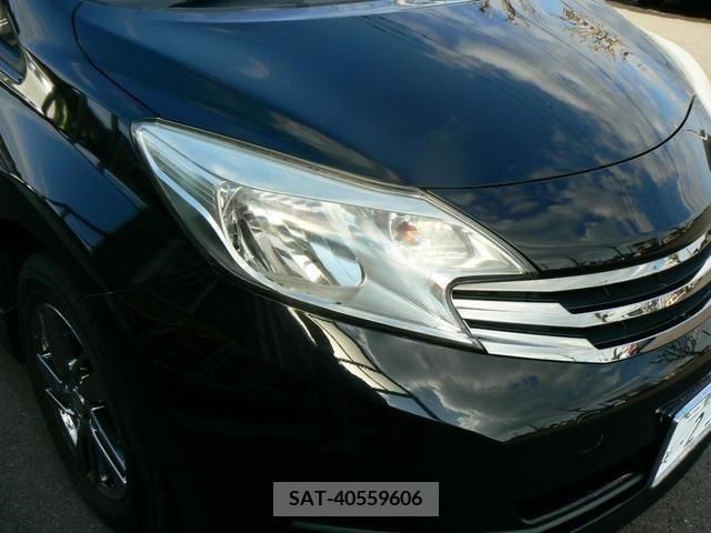 Nissan NOTE 2014-01 205558-16