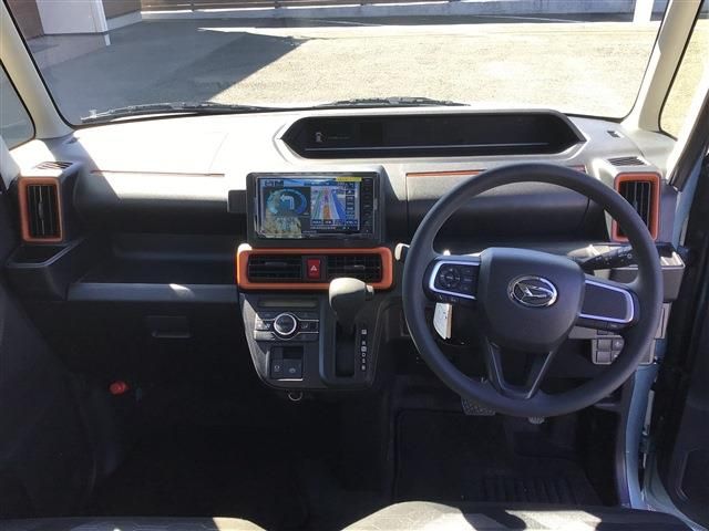 Daihatsu TANTO 2022-10 18942-1