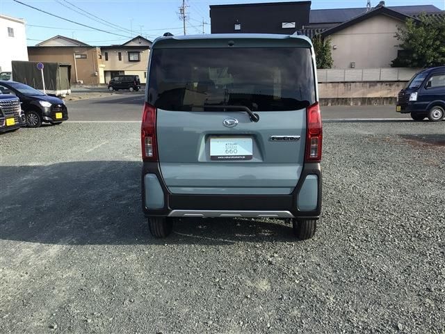 Daihatsu TANTO 2022-10 18942-20