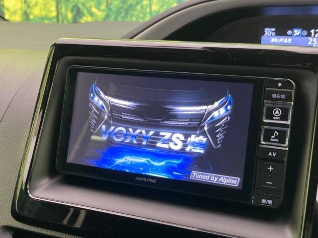 Toyota VOXY 2019-02 6627-2