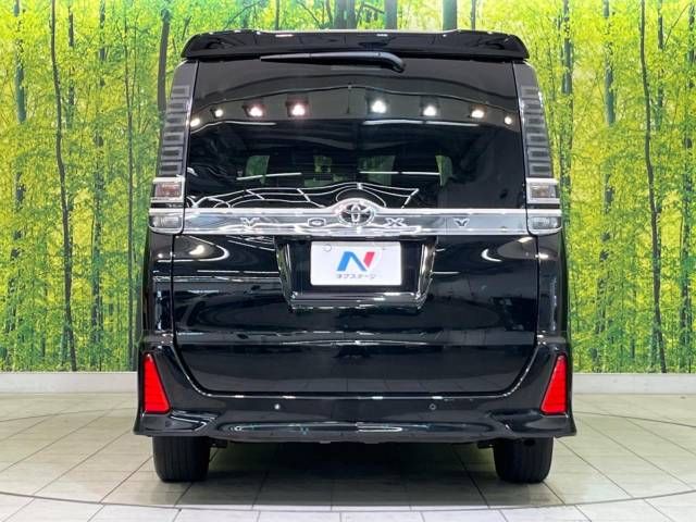 Toyota VOXY 2019-02 6627-15