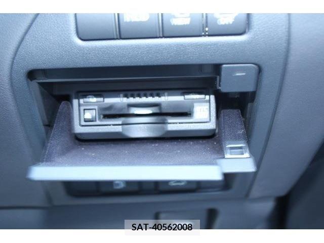 Lexus LS 2018-03 362888-4