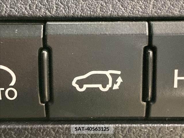 Lexus RX 2017-05 298612-9