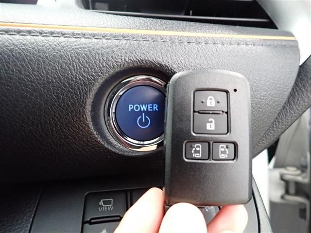 Toyota SIENTA 2019-12 184854-9