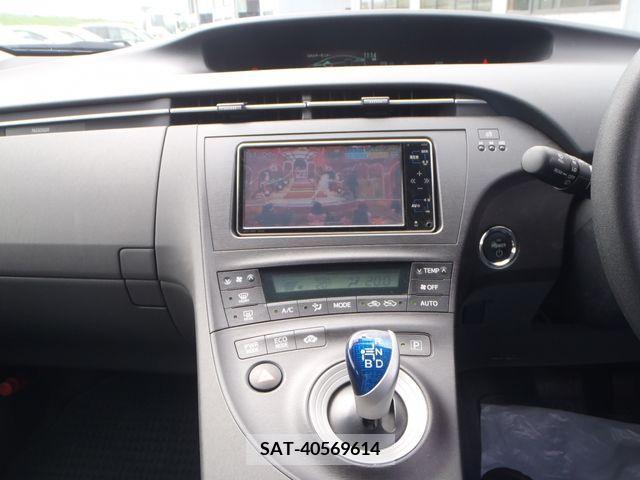 Toyota PRIUS 2011-06 201884-16
