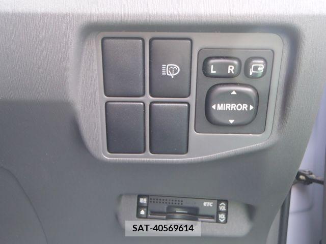 Toyota PRIUS 2011-06 201884-15