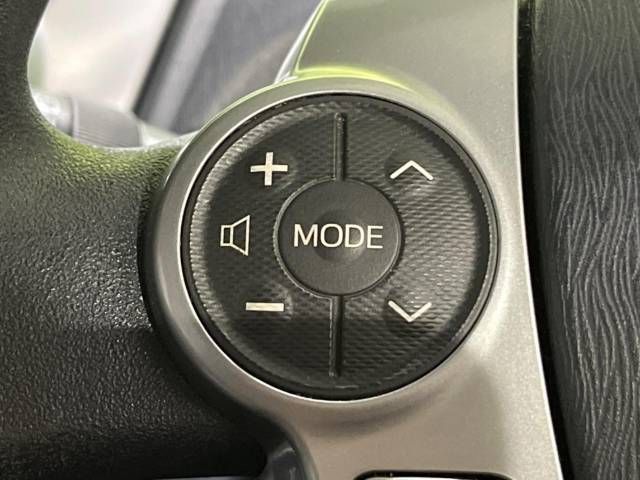 Toyota PRIUS ALPHA 2015-04 22926-7