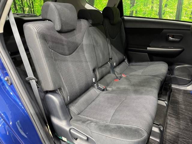 Toyota PRIUS ALPHA 2015-04 22926-9