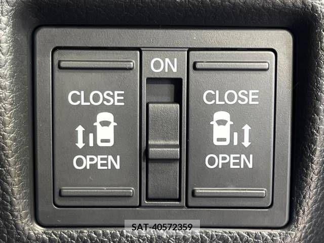 Honda N BOX 2018-11 278849-6