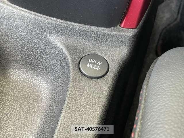 Nissan NOTE 2017-06 365331-9