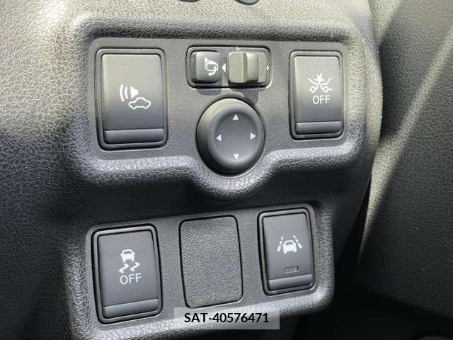 Nissan NOTE 2017-06 365331-12