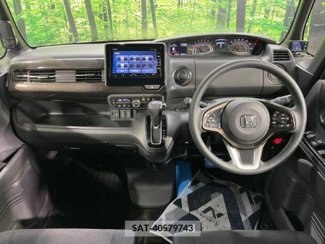 Honda N BOX CUSTOM 2018-05 280149-1