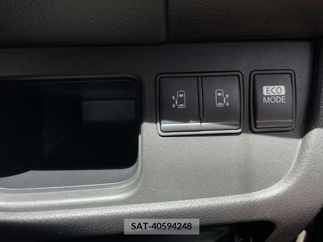 Nissan SERENA 2011-10 367657-15
