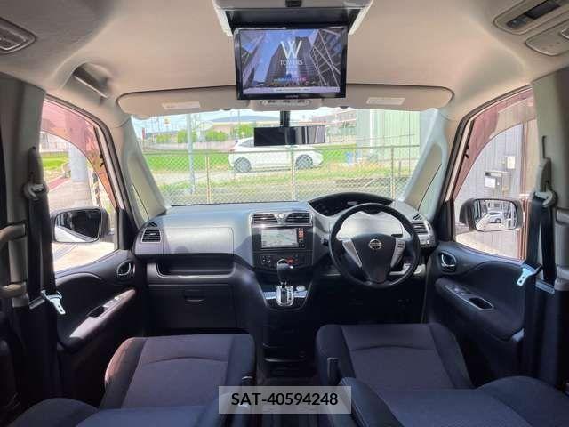 Nissan SERENA 2011-10 367657-11