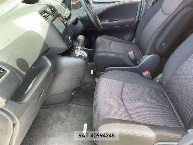 Nissan SERENA 2011-10 367657-18