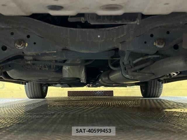 Nissan ELGRAND 2011-08 327642-19