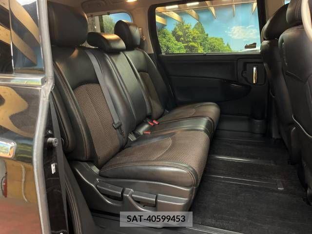 Nissan ELGRAND 2011-08 327642-9