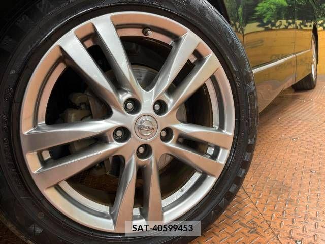 Nissan ELGRAND 2011-08 327642-13