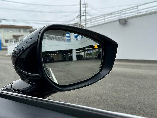 Mazda MAZDA3 2019-11 23675-7