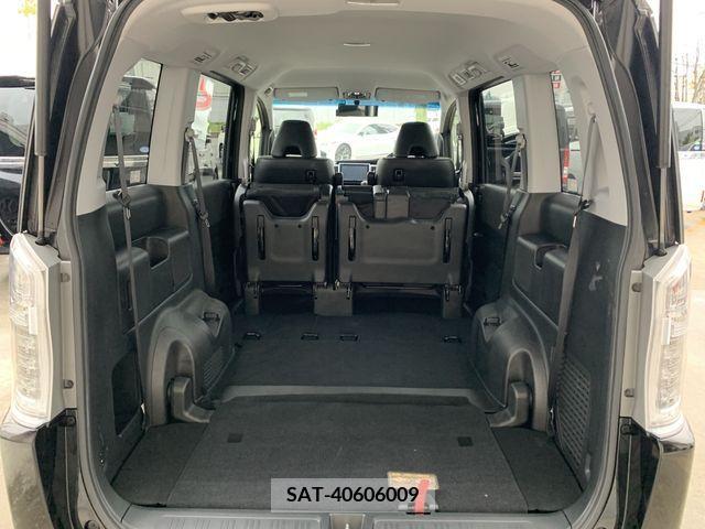 Honda e 2013-06 373317-9