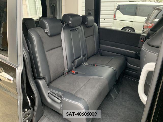 Honda e 2013-06 373317-4