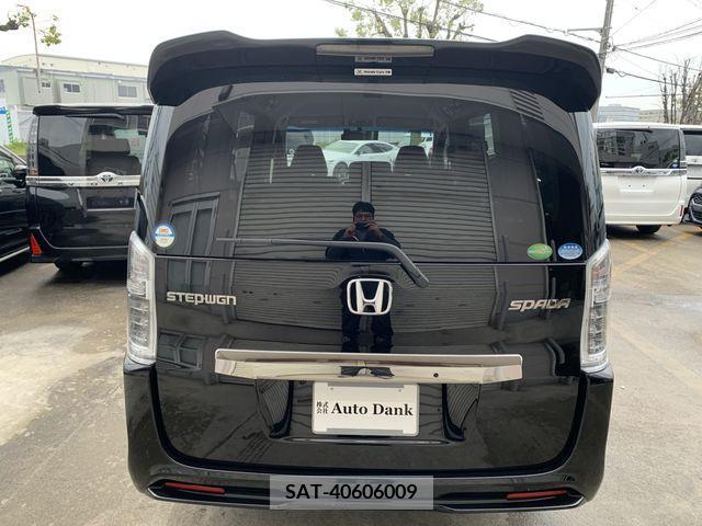 Honda e 2013-06 373317-24