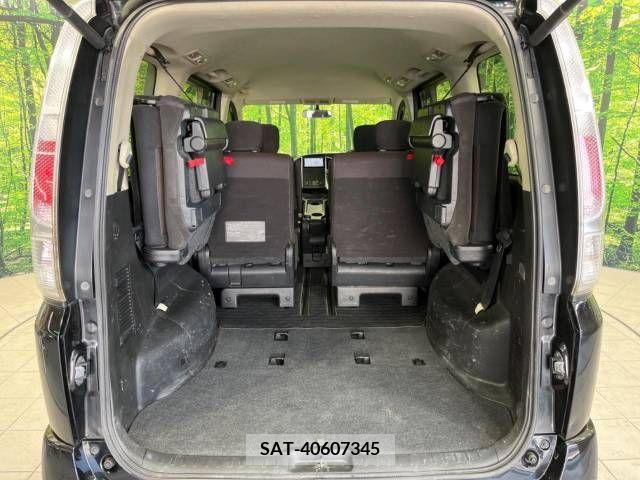 Nissan SERENA 2009-10 284330-11